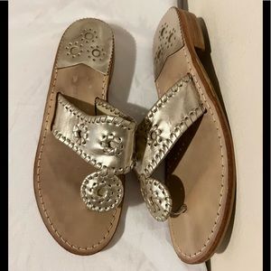 Jack Rogers Thong slip on sandals women size 6M metallic gold